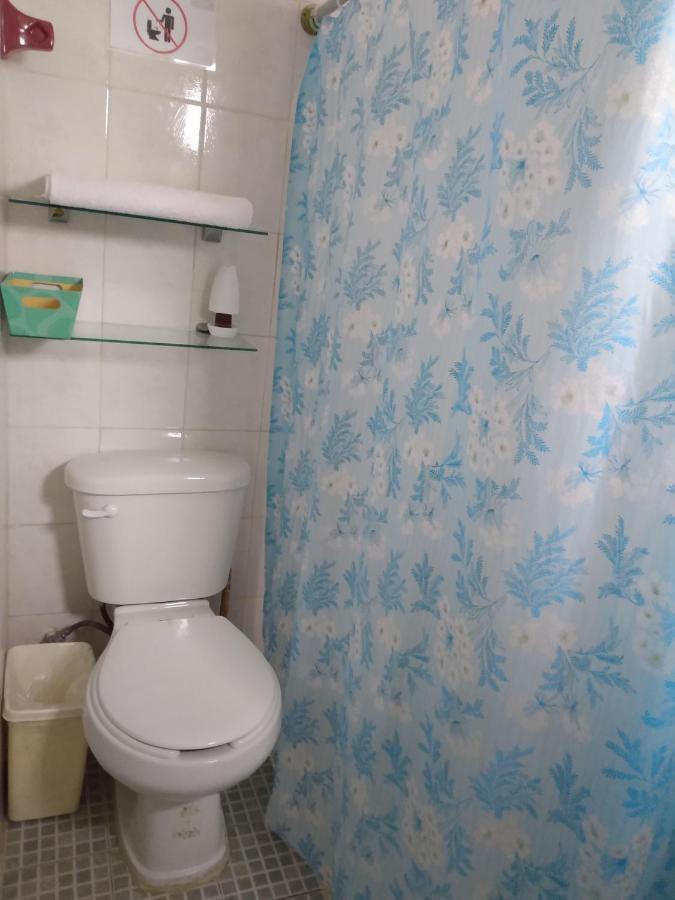 فندق Casa Ixchel - 450M To Downtown, Wifi, Hot Water, Ac فالادوليد المظهر الخارجي الصورة